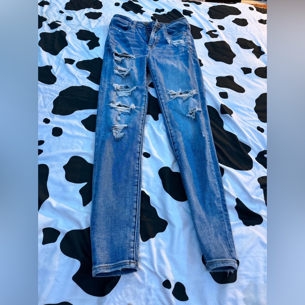 American eagle ripped jeans